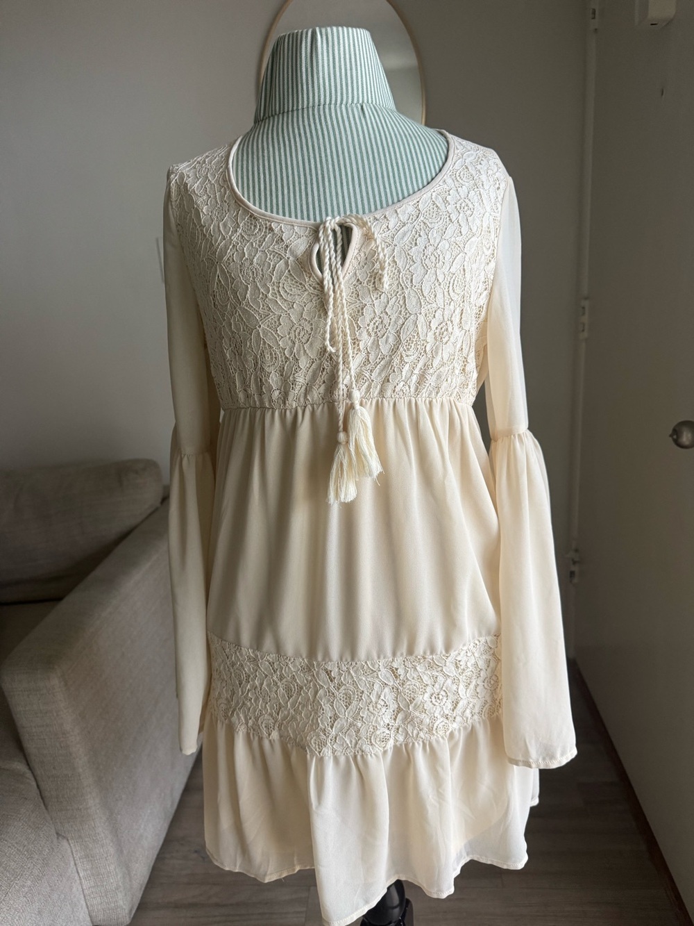 Flying Tomato Cream Lace Babydoll Boho Mini Dress | Size S